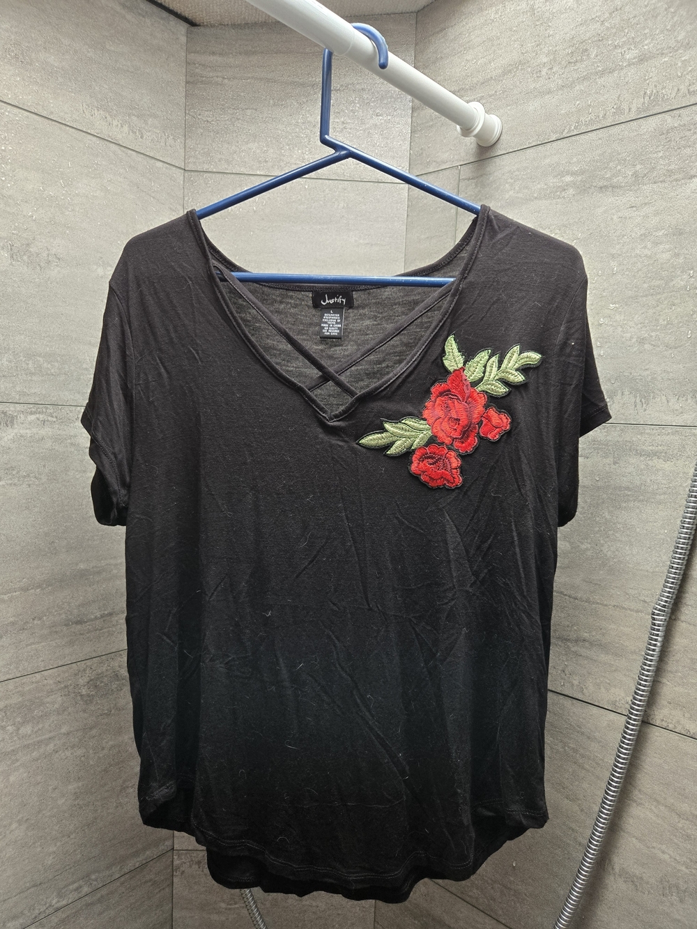 Justify Black Short-Sleeve V-Neck Tee with Red Floral Applique
